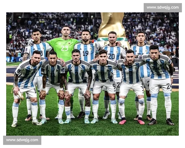 一对一防守谁称王，2026世界杯的边后卫攻守兼备！