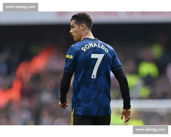 内马尔无缘最佳球迷热议法甲年度阵容遗珠！