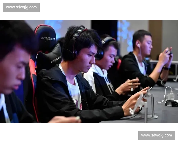 电竞商业：品牌巨头纷纷入局，电竞的吸金效应，究竟有多大