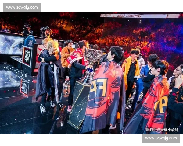 FPX大地震！多名主力选手被曝离队，前景堪忧